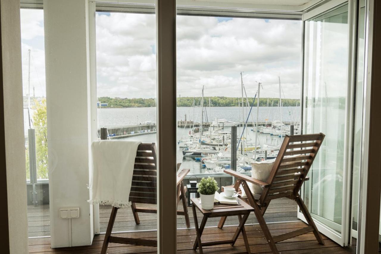 Fewo1846 - Baltic Lodge - Komfortable Maisonettewohnung Mit 3 Schlafzimmern, Balkon Und Blick Auf Die Marina Sonwik เฟลนส์บวร์ก ภายนอก รูปภาพ