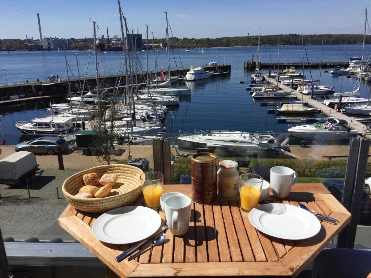 Fewo1846 - Baltic Lodge - Komfortable Maisonettewohnung Mit 3 Schlafzimmern, Balkon Und Blick Auf Die Marina Sonwik เฟลนส์บวร์ก ภายนอก รูปภาพ