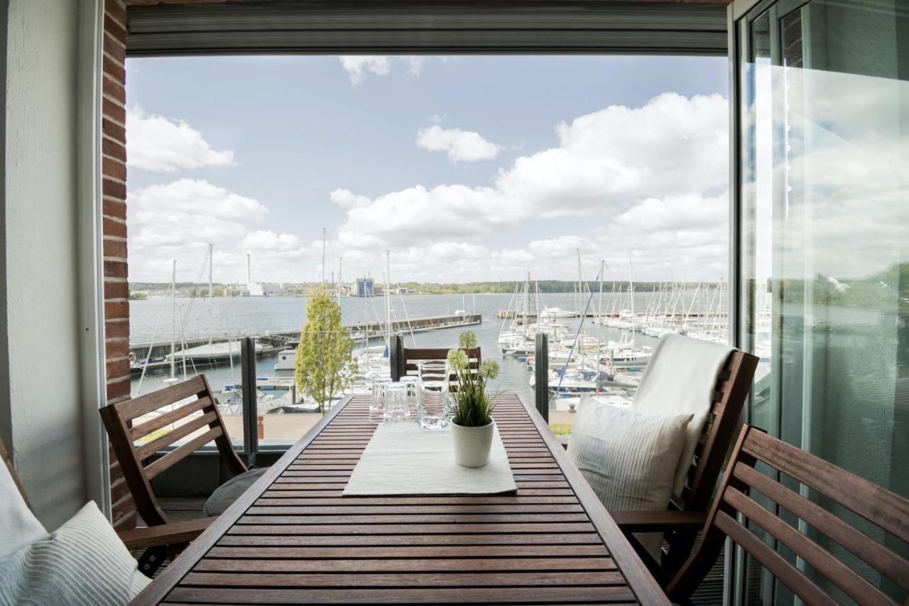 Fewo1846 - Baltic Lodge - Komfortable Maisonettewohnung Mit 3 Schlafzimmern, Balkon Und Blick Auf Die Marina Sonwik เฟลนส์บวร์ก ภายนอก รูปภาพ